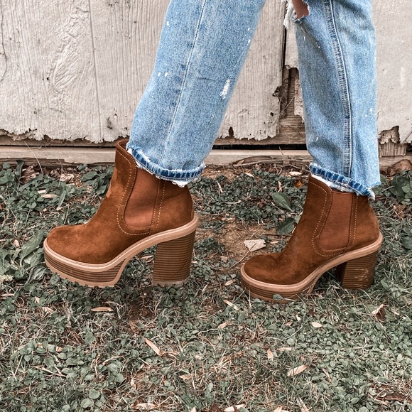 Fall Suede Boots - Picture 2 of 2